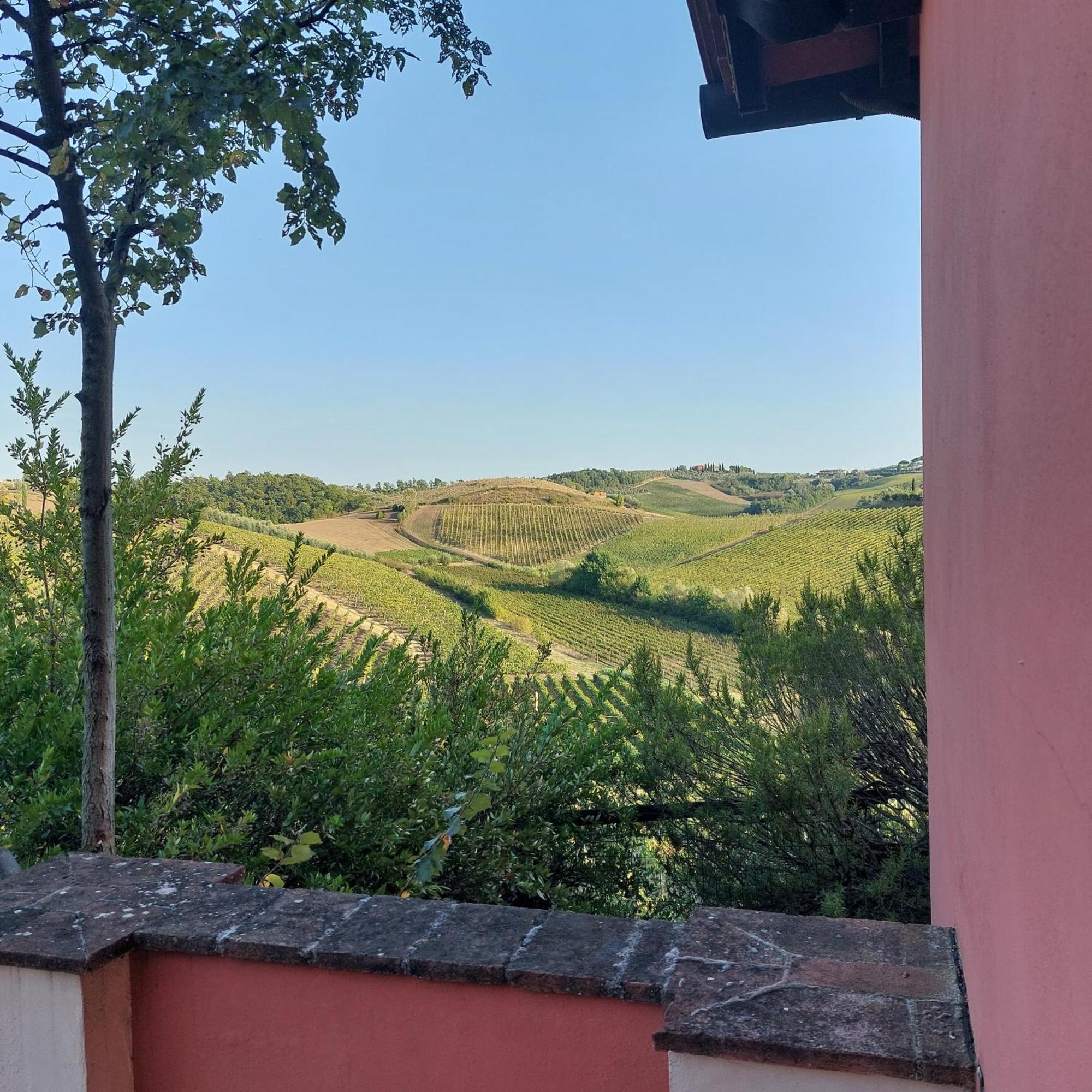 Agriturismo Corte In Poggio Stabbia Habitación foto