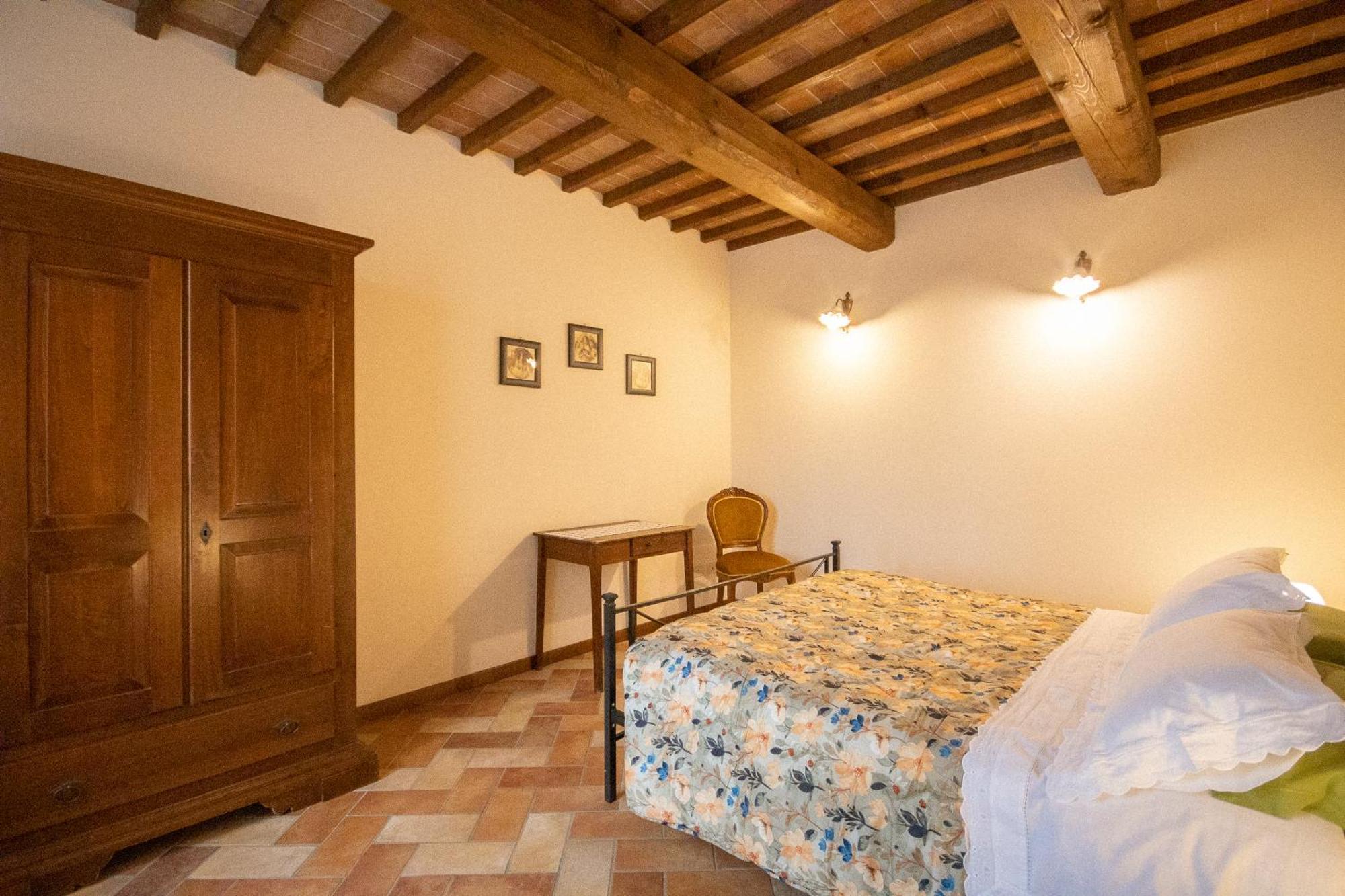 Agriturismo Corte In Poggio Stabbia Habitación foto